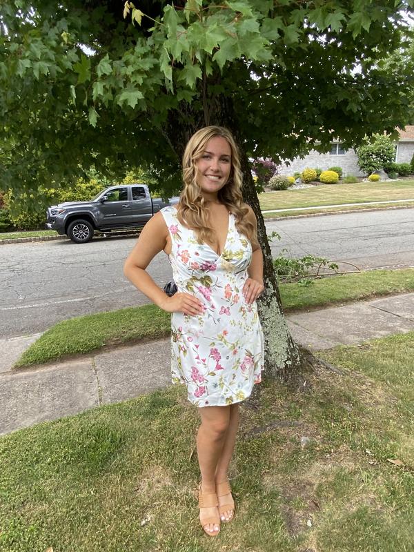 Review Thumbnail Image 0 226022995