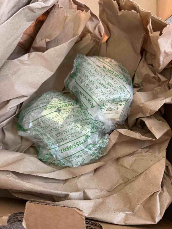 Customer photo for "The perfume is amazing, but packages is awful"