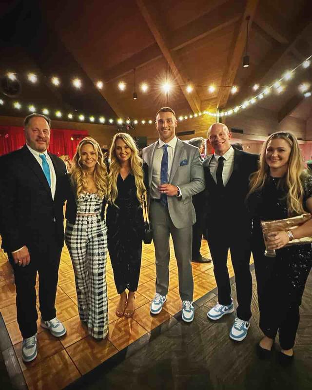 Review Thumbnail Image 0 229873633