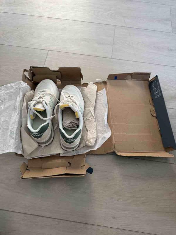 Customer photo for "love the style but unacceptable packaging!!!"