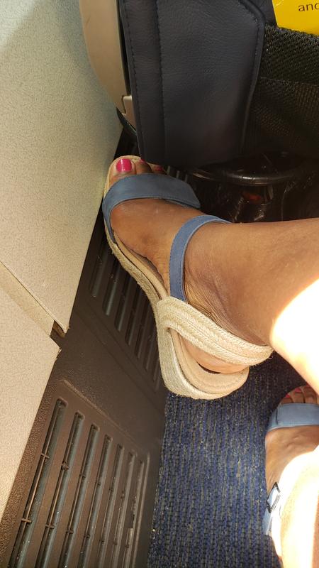 Review Thumbnail Image 0 229597391