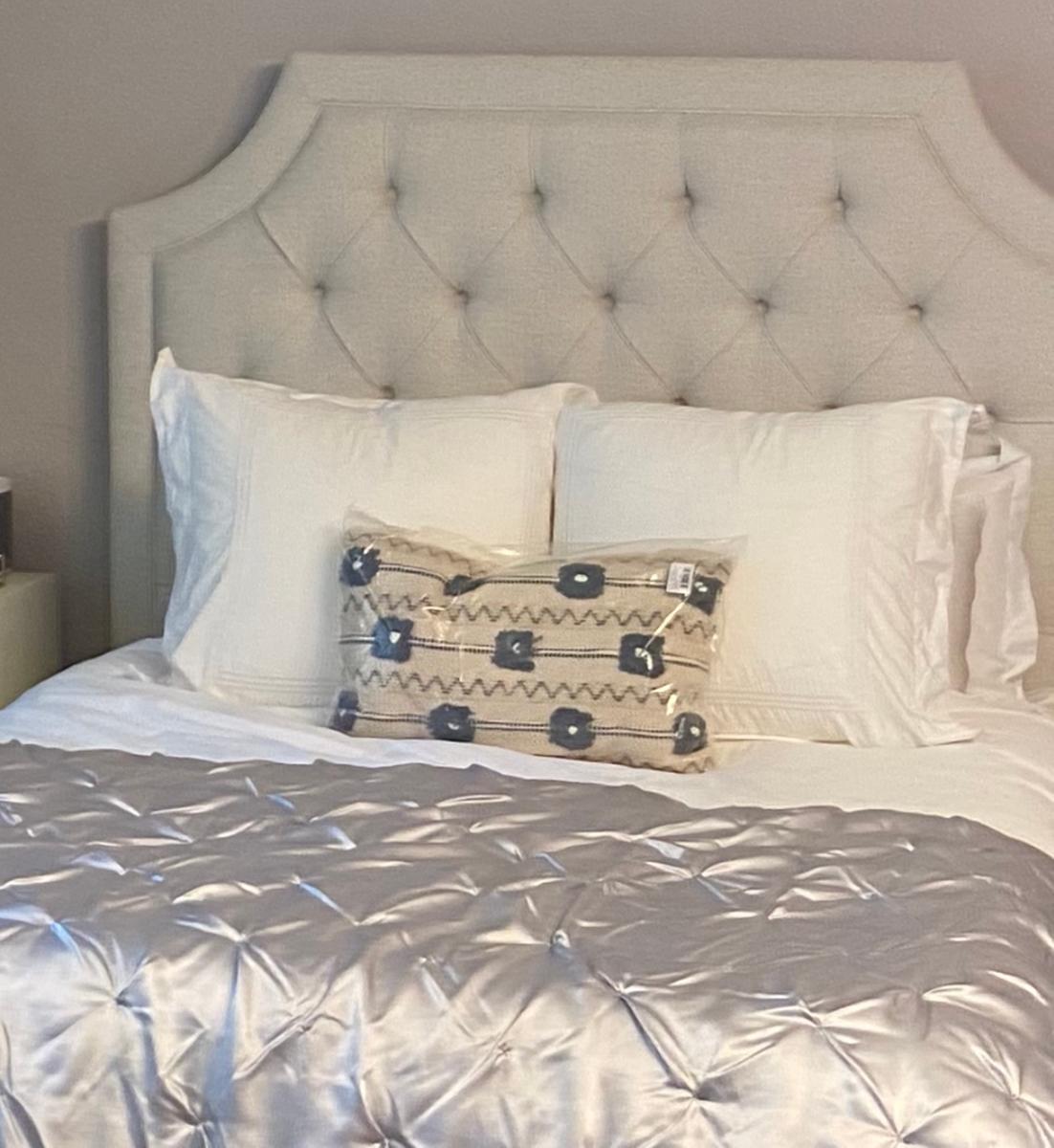 Review Thumbnail Image 0 197484771