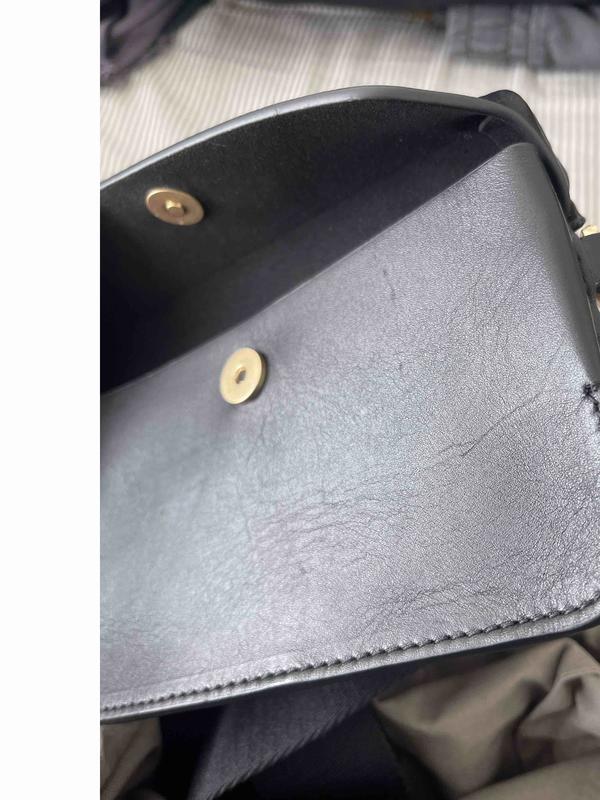 Customer photo for "damage bag"