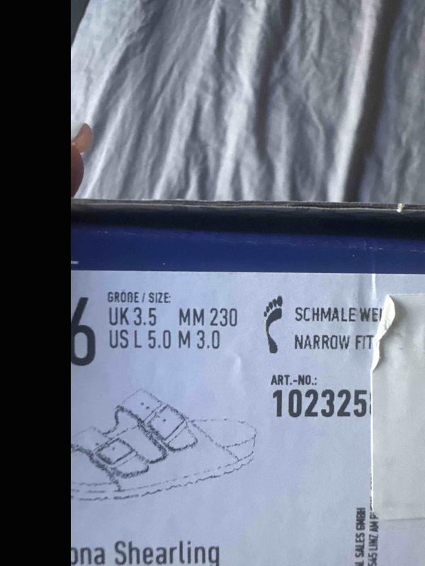 its narrow sizing too small