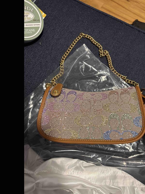 Review Thumbnail Image 0 247515384