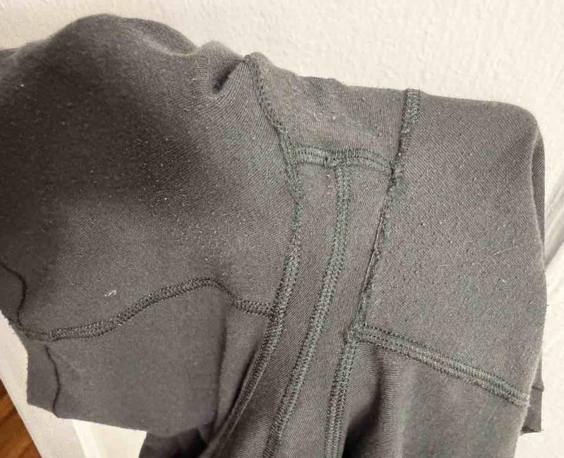 Customer photo for "Super comfortable, but terrible quality"