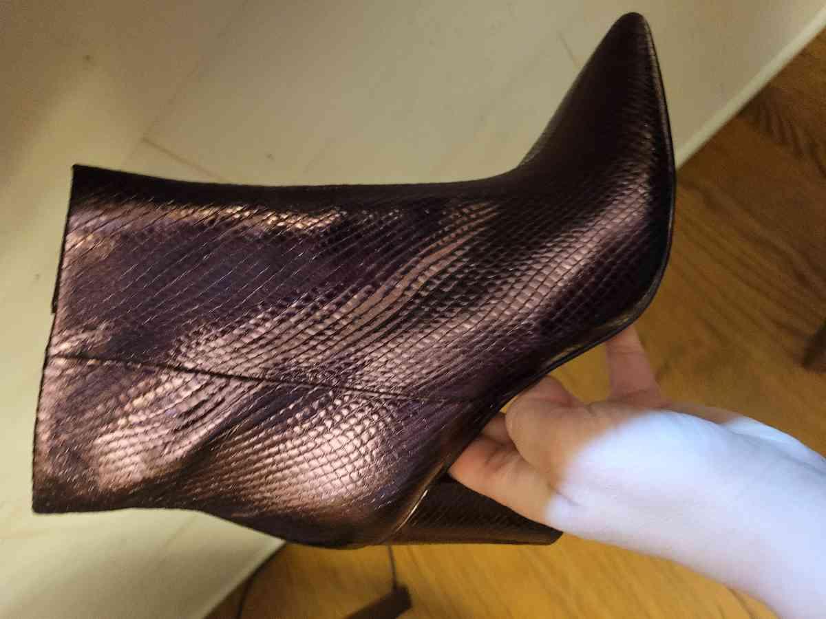 Customer photo for "Super Cute"