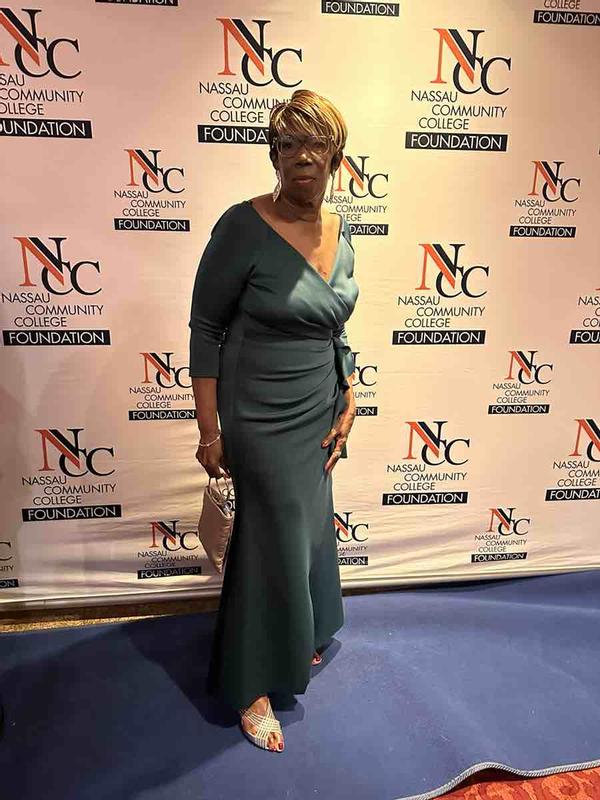 Review Thumbnail Image 0 230606387