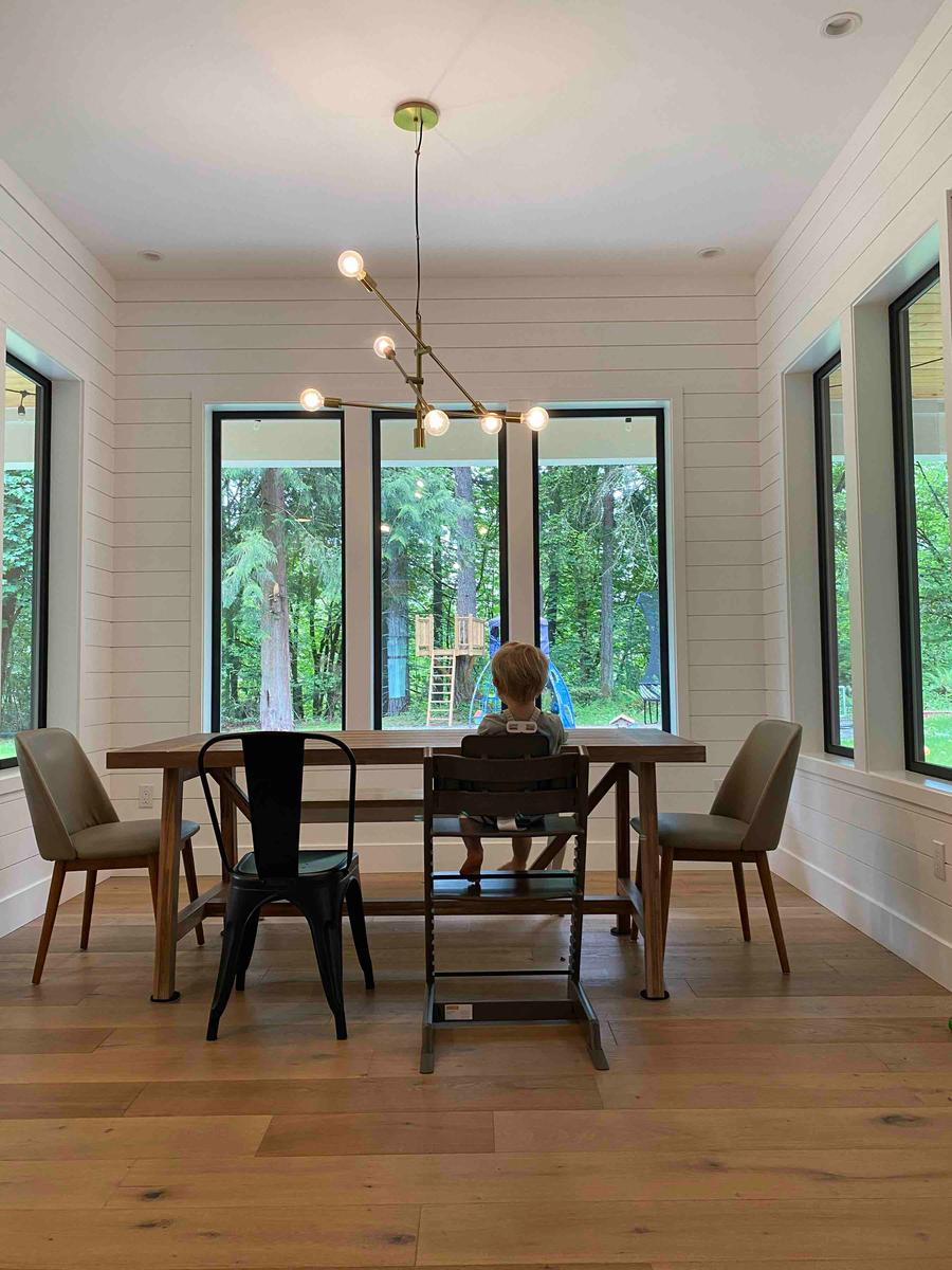 Review Thumbnail Image 0 196714615