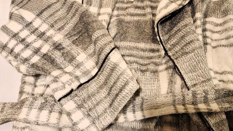 Review Thumbnail Image 4 229110770