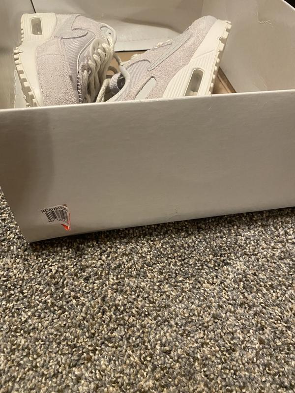 Review Thumbnail Image 0 229613051