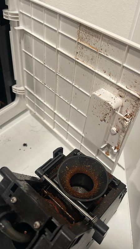 Customer photo for "It’s messy"