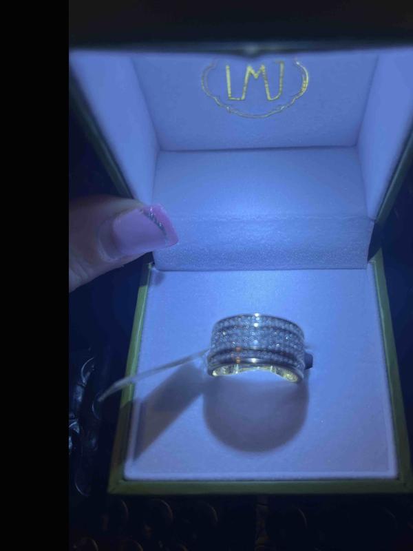 Review Thumbnail Image 0 244606178