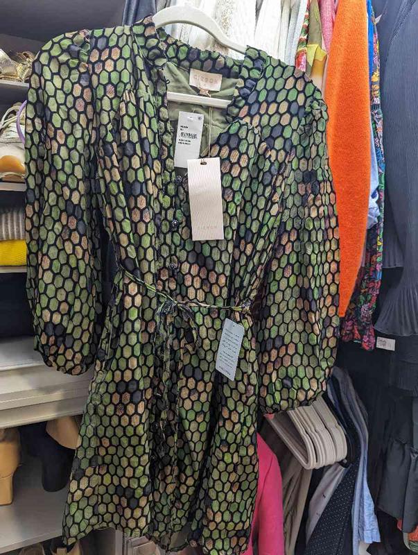 Review Thumbnail Image 0 230818725