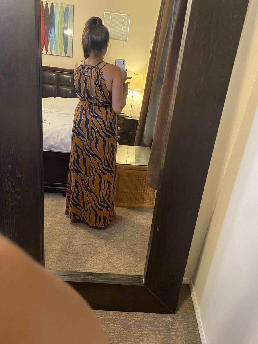 Review Thumbnail Image 0 208710509