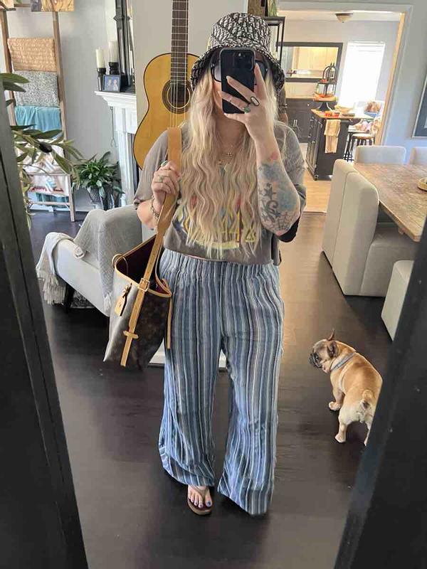 Review Thumbnail Image 0 241945068