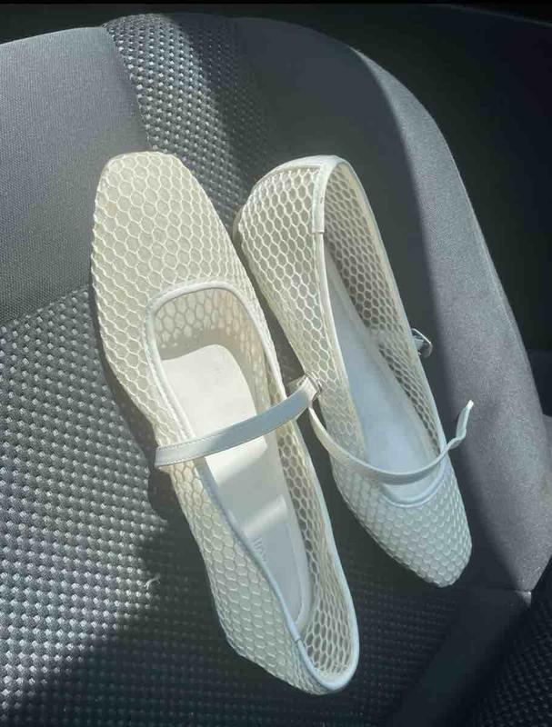 Poor Quality Very Narrow