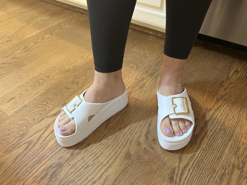 Review Thumbnail Image 0 225660118