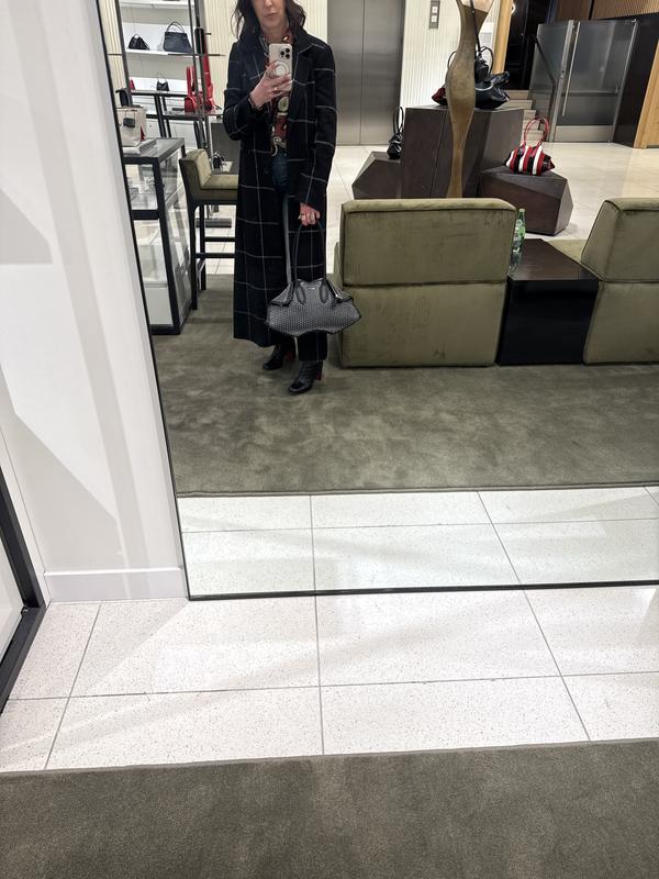 Review Thumbnail Image 0 250015733