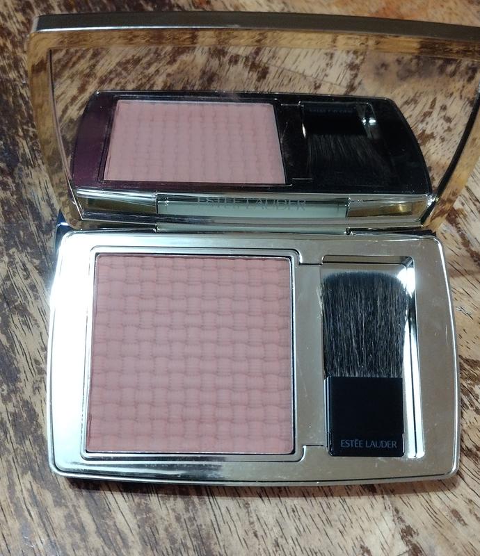 Customer photo for "Long lasting and buildable"