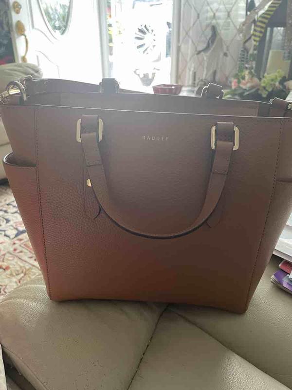 Review Thumbnail Image 0 243885557