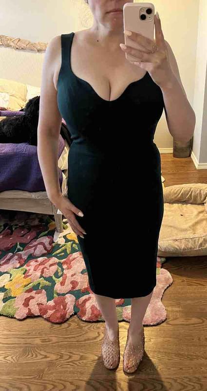 Customer photo for "Hugs curves and is comfy!"