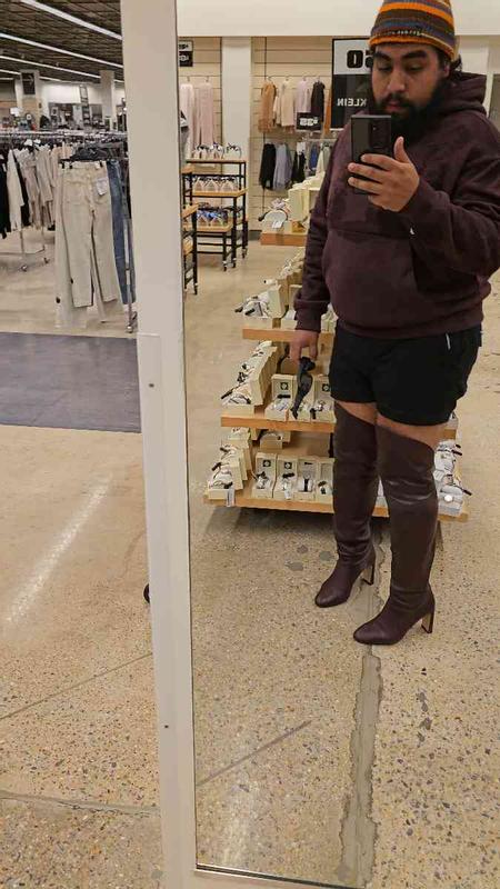 Review Thumbnail Image 3 244810058