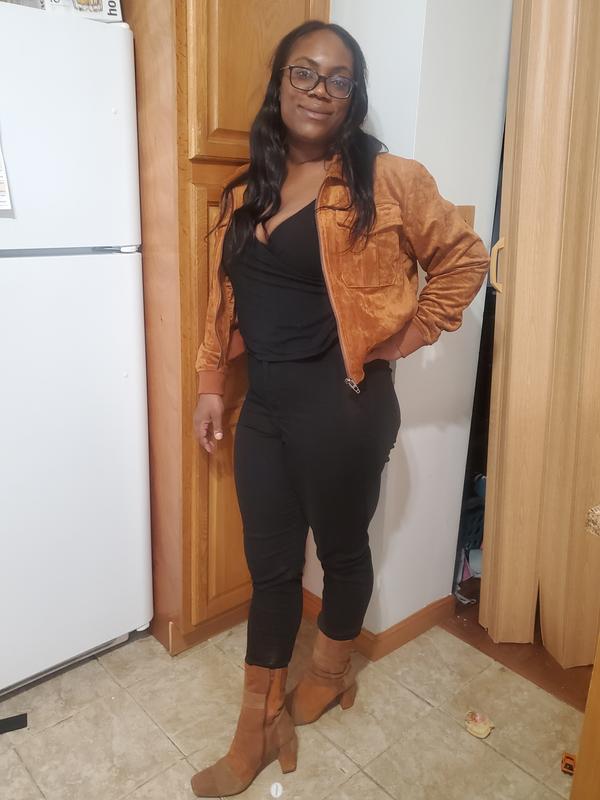 Review Thumbnail Image 0 215845278