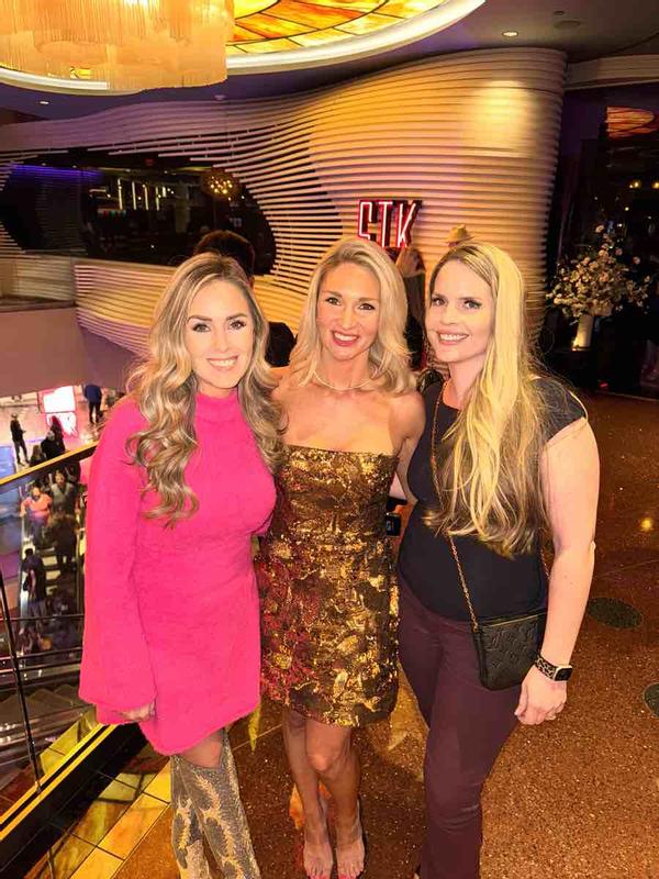 Review Thumbnail Image 0 246865126