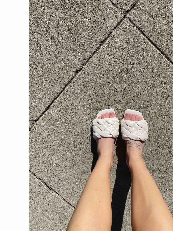 Review Thumbnail Image 0 215735174