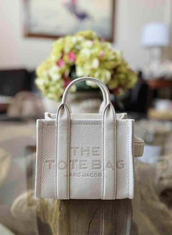 Customer photo for "Mini Tote in Cotton"