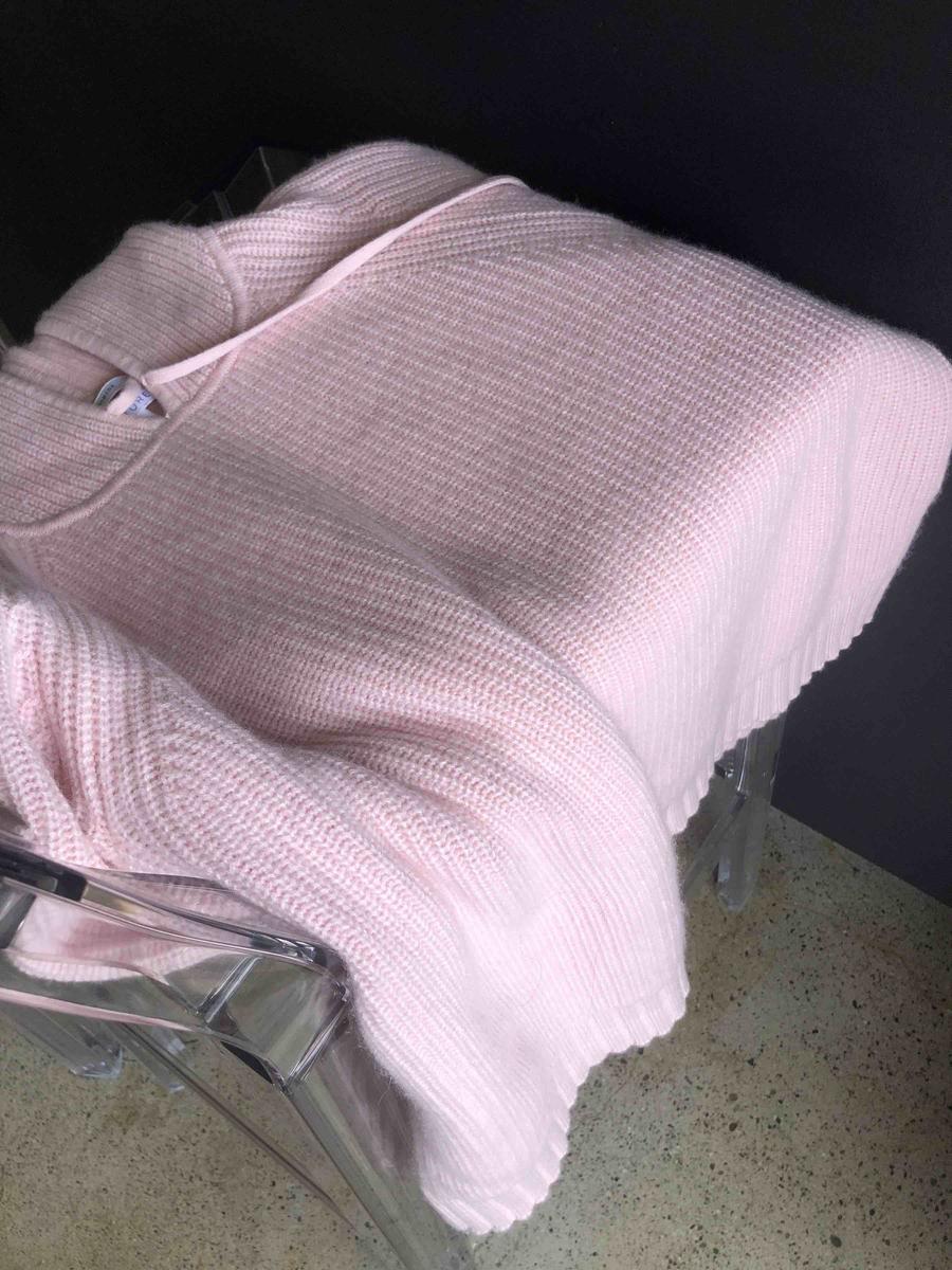 Review Thumbnail Image 0 202771394