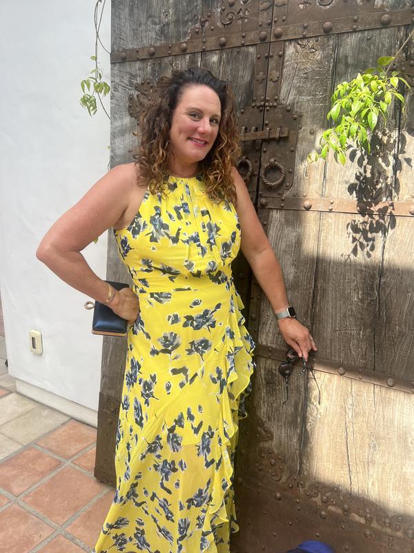 Fun & flirty dress for a wedding, so comfortable!!