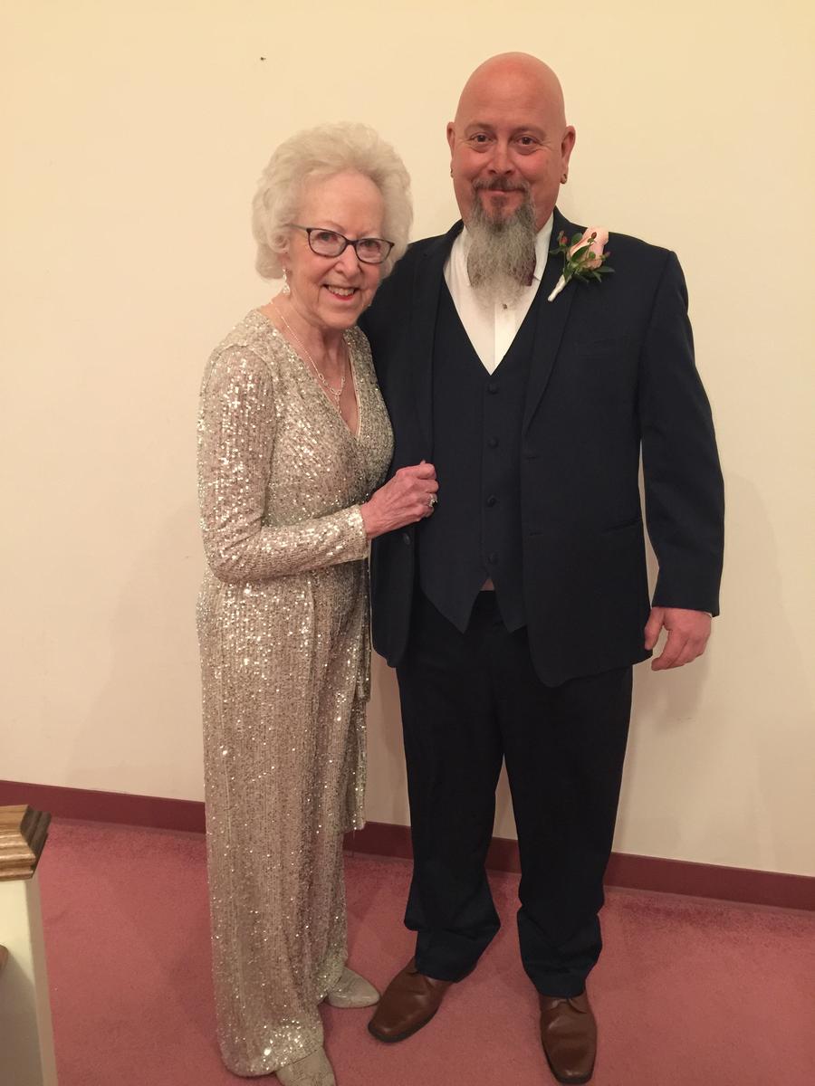 Review Thumbnail Image 0 204371832