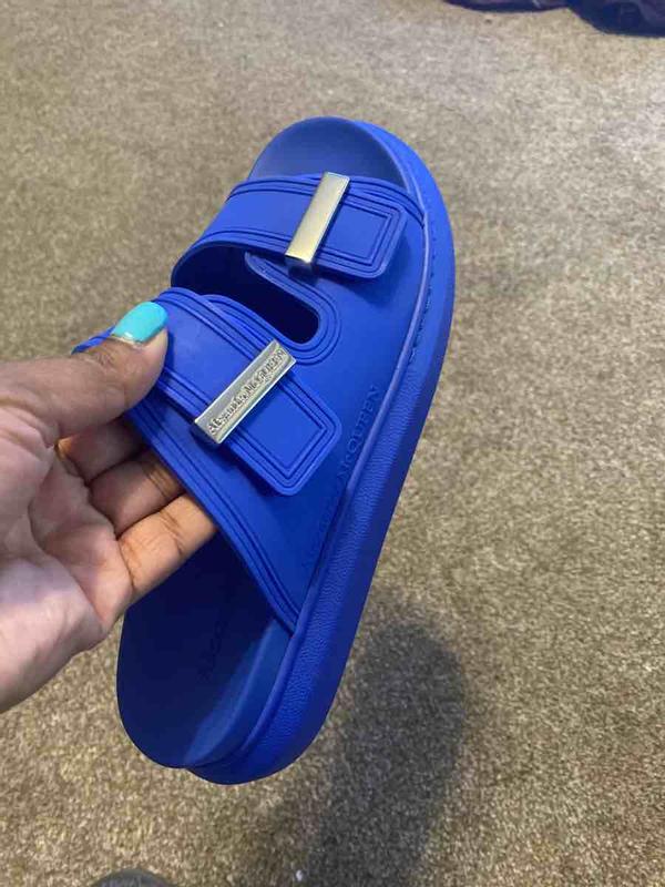 Review Thumbnail Image 0 215929065