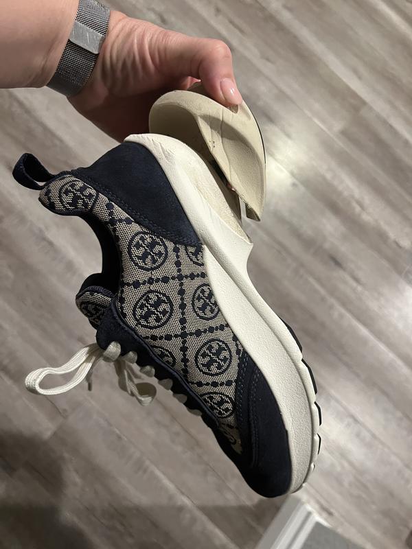 Review Thumbnail Image 0 228657885