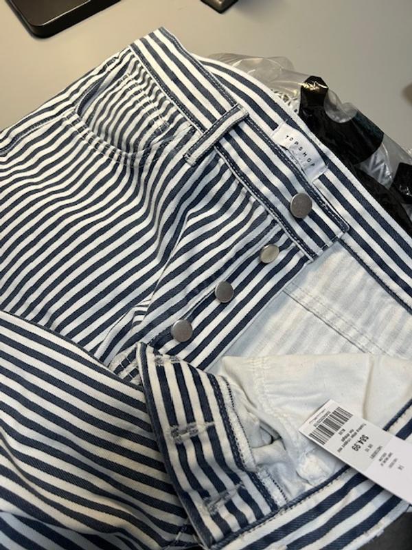 Review Thumbnail Image 0 242659151