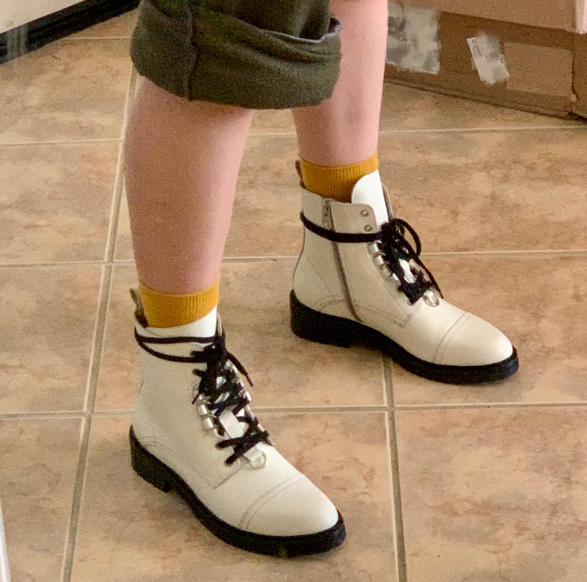 Review Thumbnail Image 0 199440872