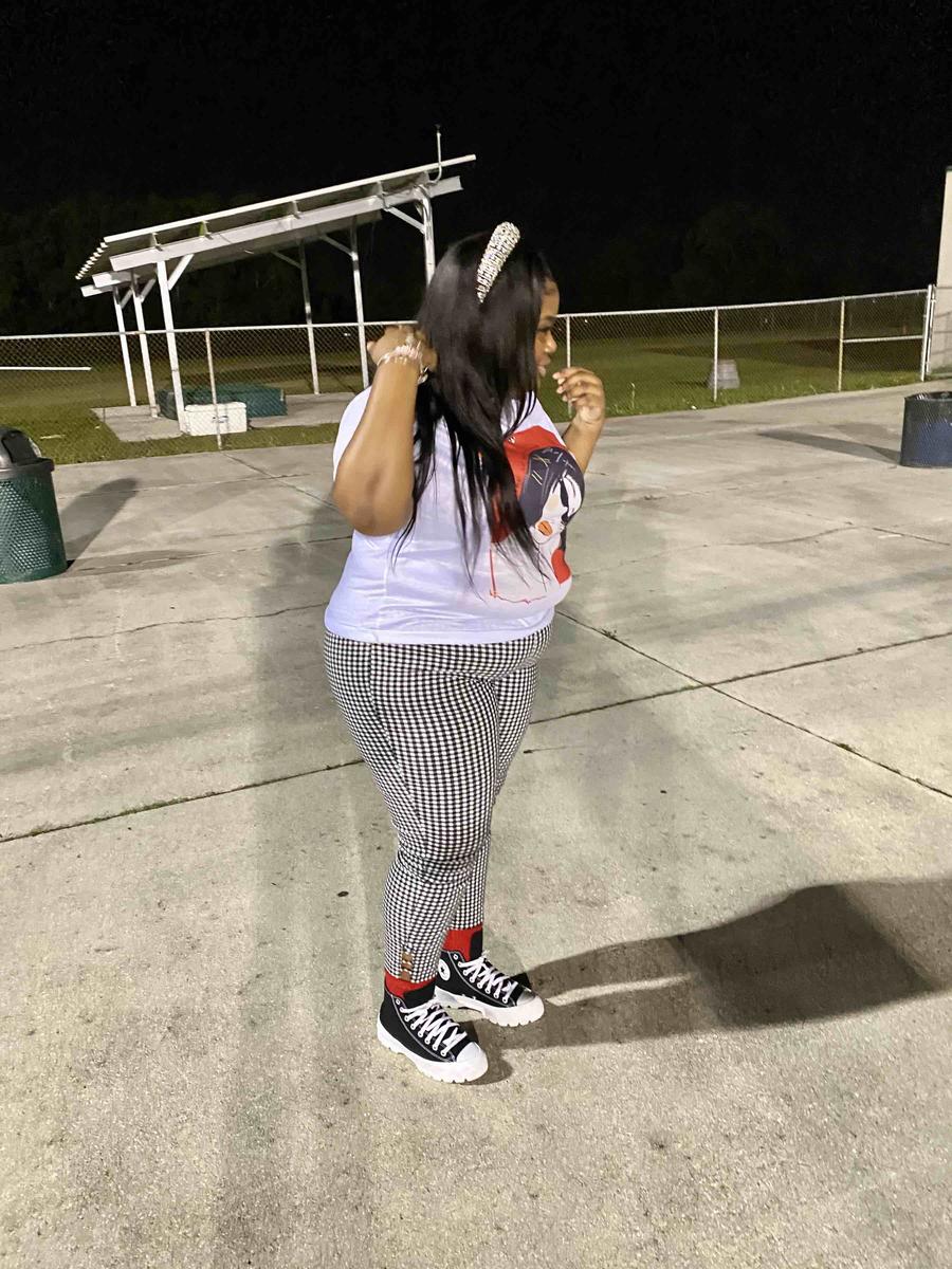 Review Thumbnail Image 0 202305313