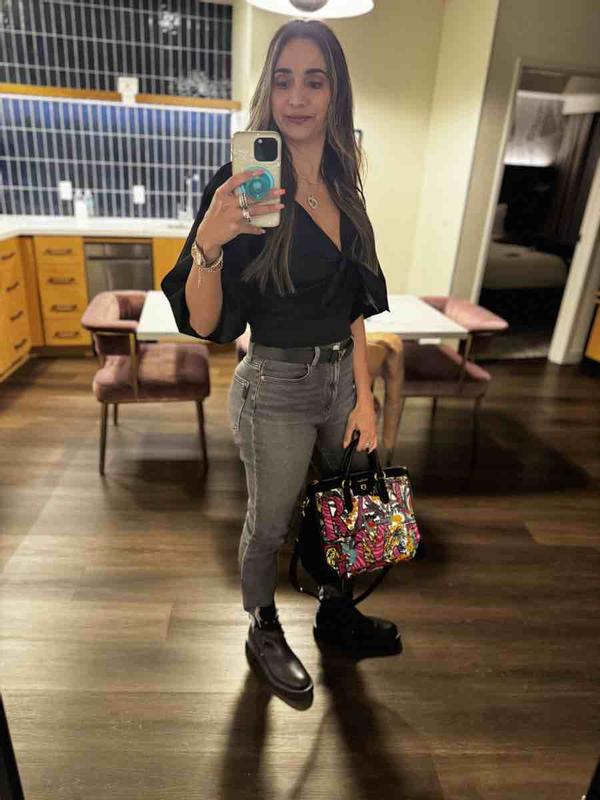 Review Thumbnail Image 0 237575581