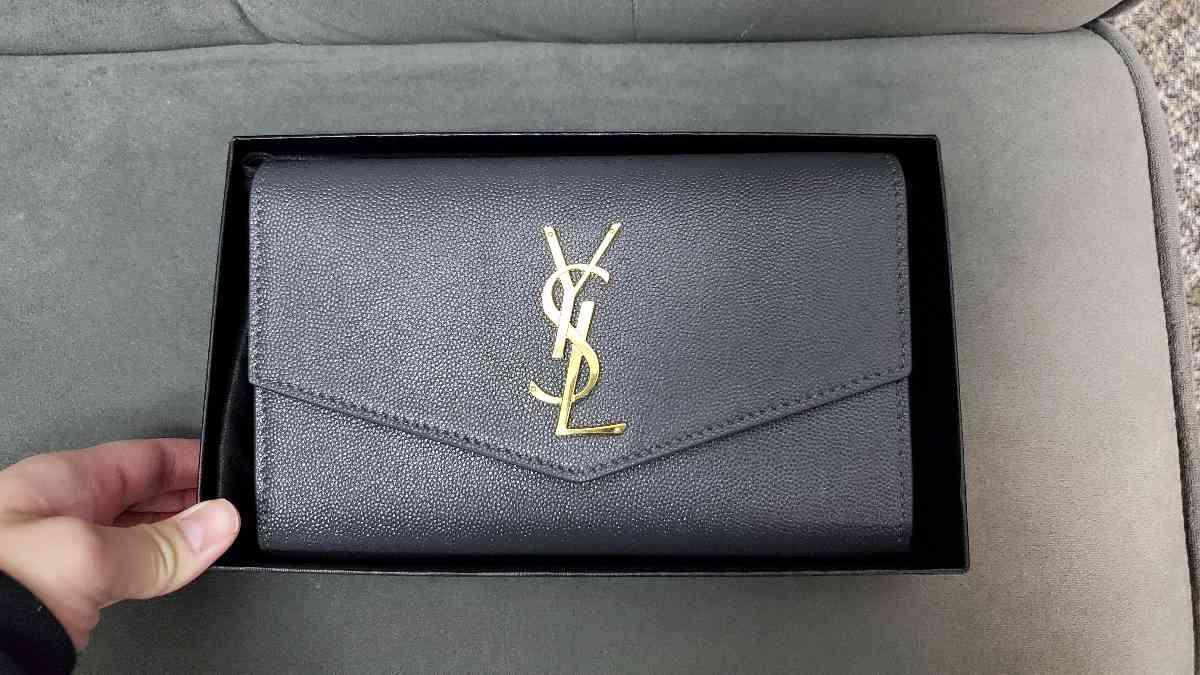 Review Thumbnail Image 2 208110382