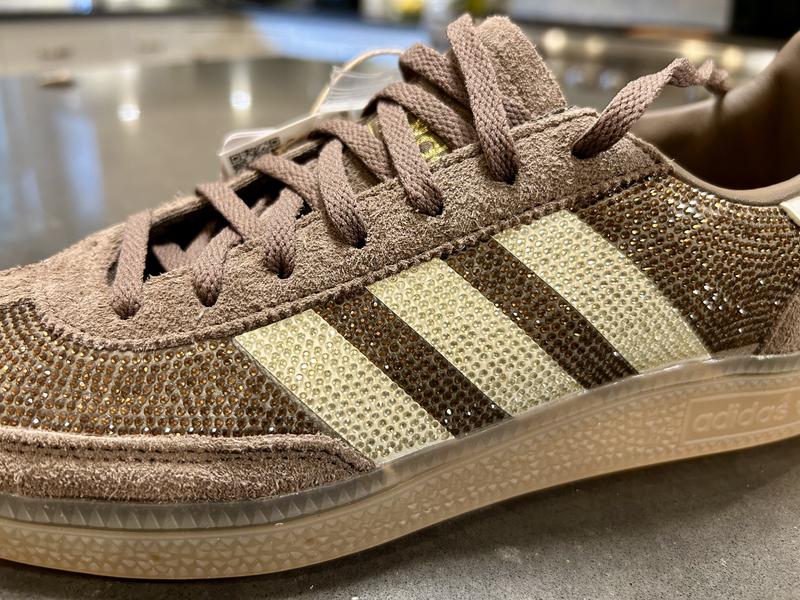 Customer photo for "careful- wrong color pictured"
