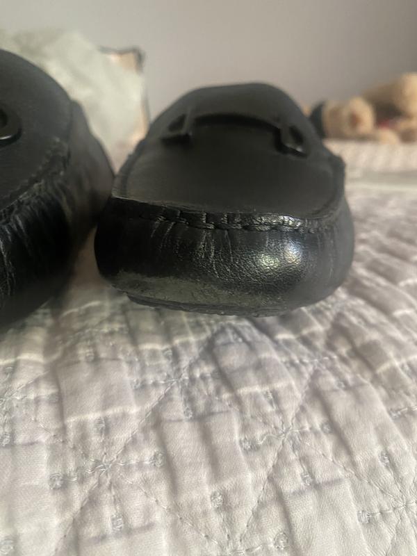 Love shoe, wears down easily