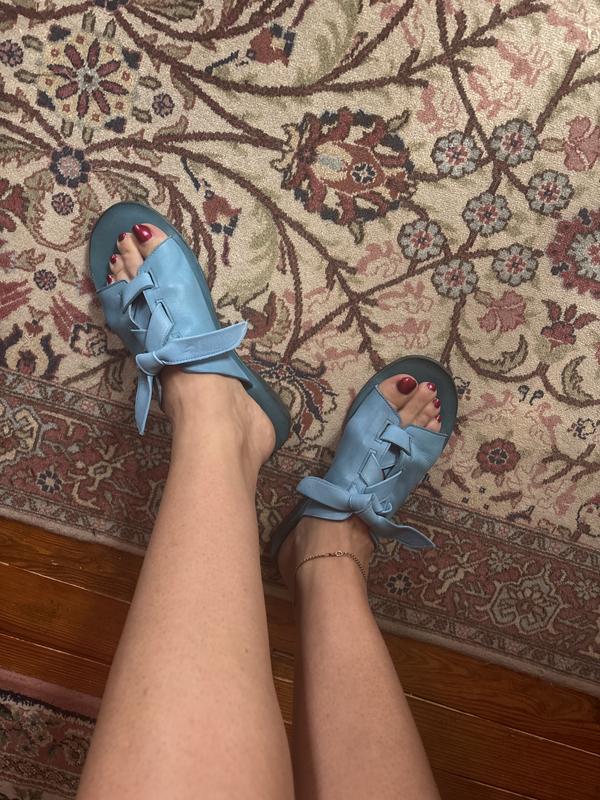 Customer photo for "Absolutely love this sandals!"