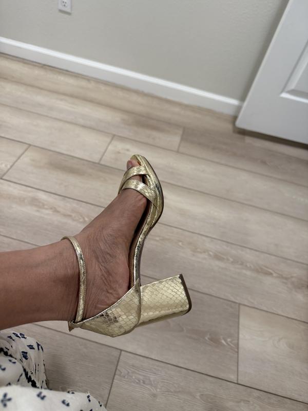 Review Thumbnail Image 1 245205857