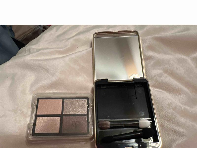 Customer photo for "not as described"