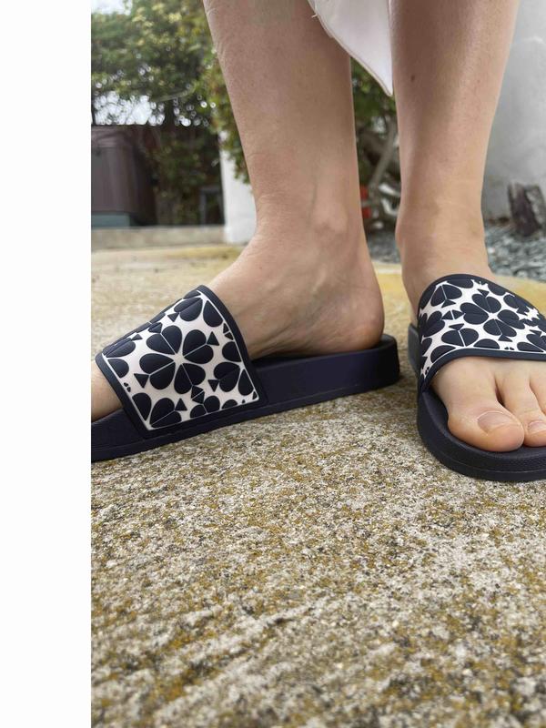 Review Thumbnail Image 0 216152623