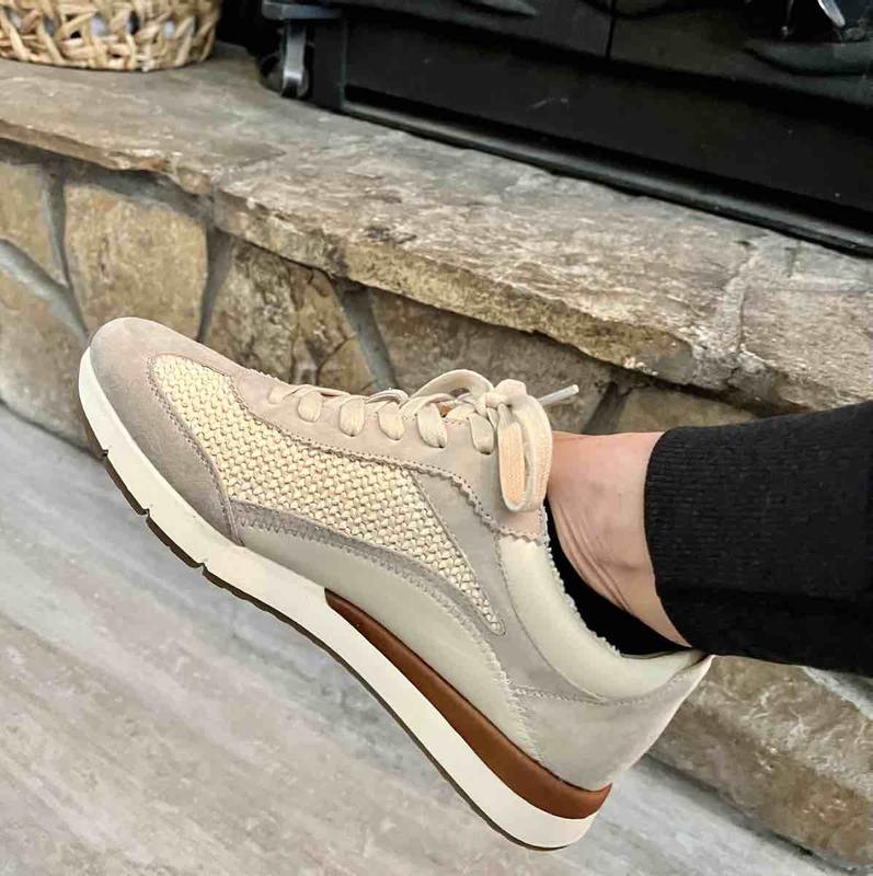 Review Thumbnail Image 0 235724977