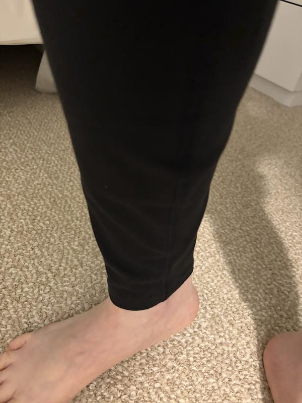 Customer photo for "Defective construction on legs, nice material"