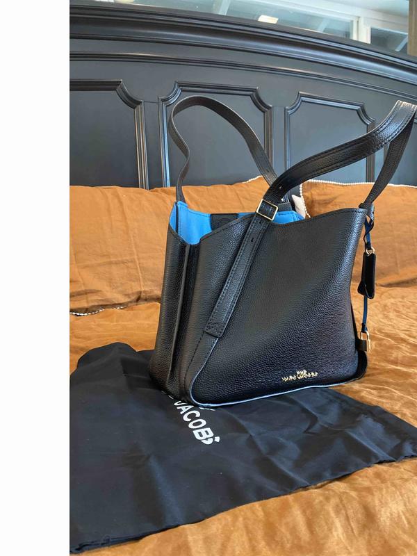 Customer photo for "beautiful, simple tote."